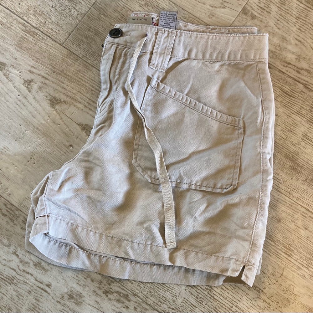 Tencel Khaki Shorts